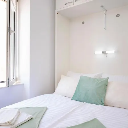 Appartement Clock Tower - Zf Hvar Center